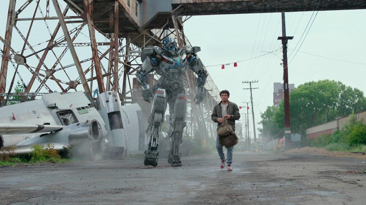 Protagonistas de 'Transformers: Rise Of The Beasts' un respiro para la franquicia
