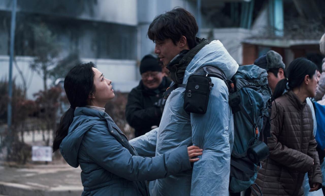 Protagonistas de 'Concrete Utopia' explora las debilidades del ser humano