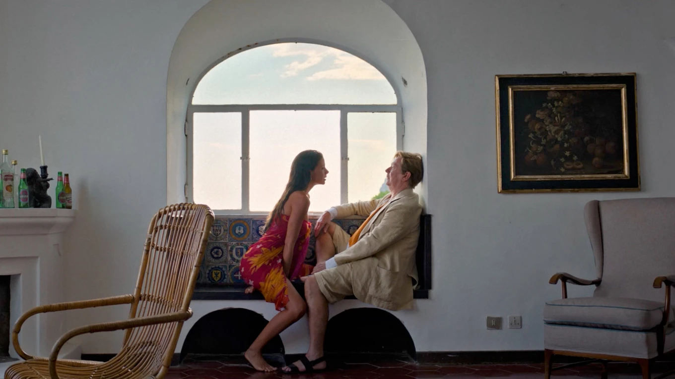 'Parthenope' el amor por Nápoles y la belleza de sus mujeres