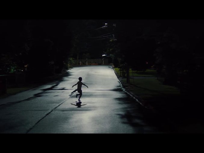 'Weapons' un deleite tenebroso que hay que ver